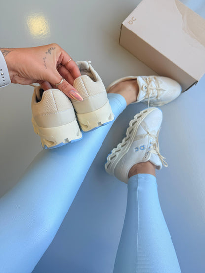 On Cloud  Cloudsurfer - PREMIUM