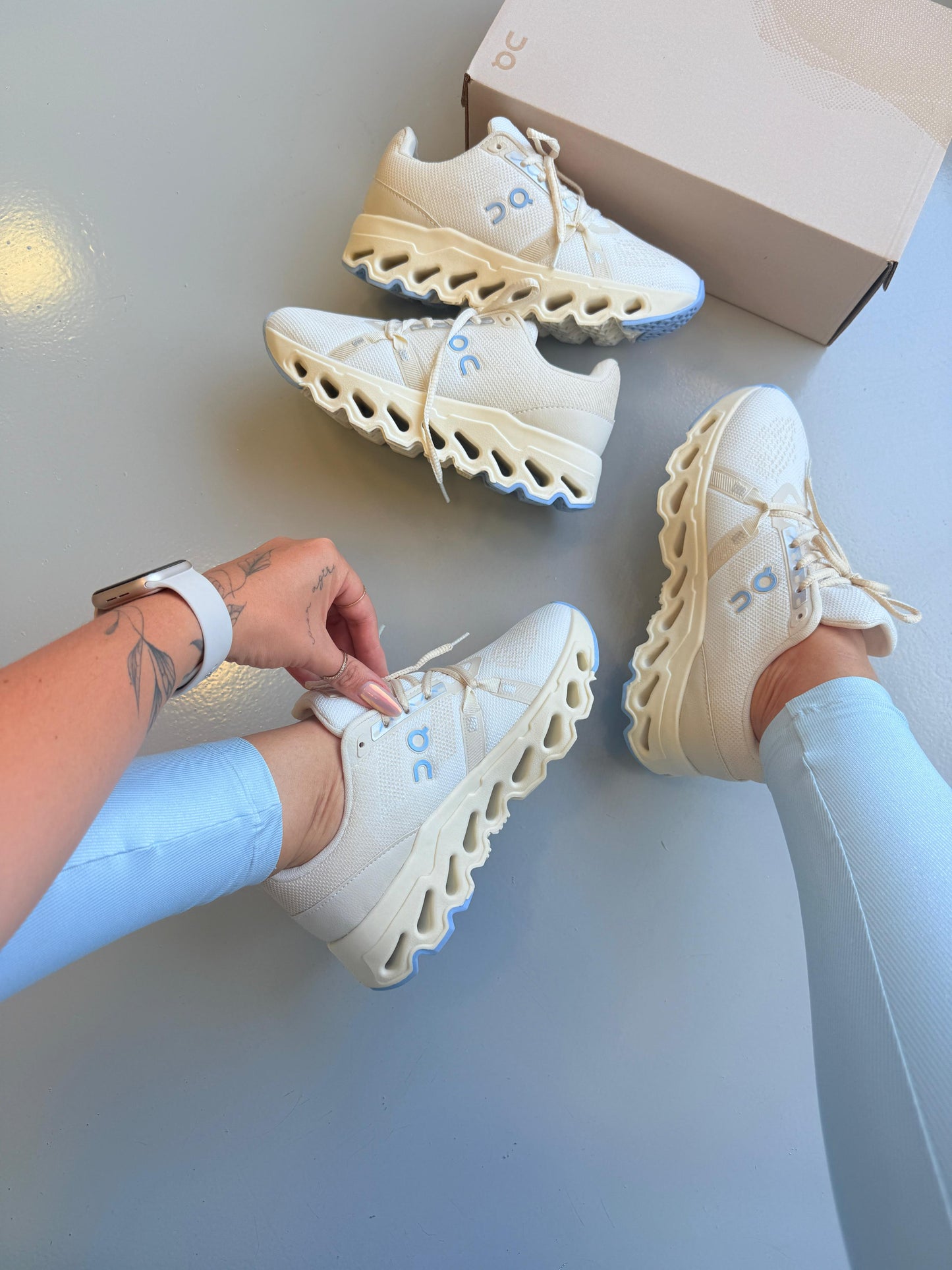 On Cloud  Cloudsurfer - PREMIUM