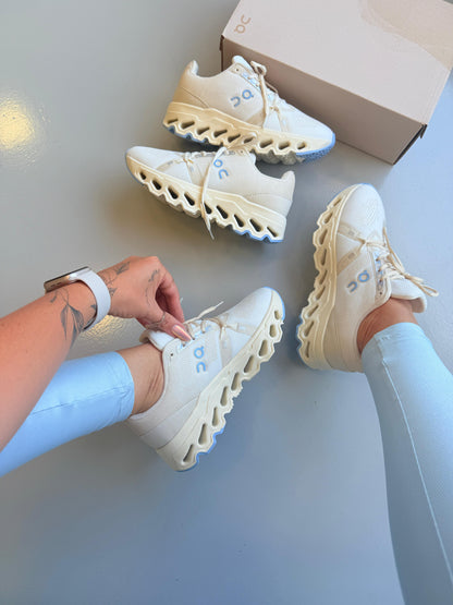 On Cloud  Cloudsurfer - PREMIUM