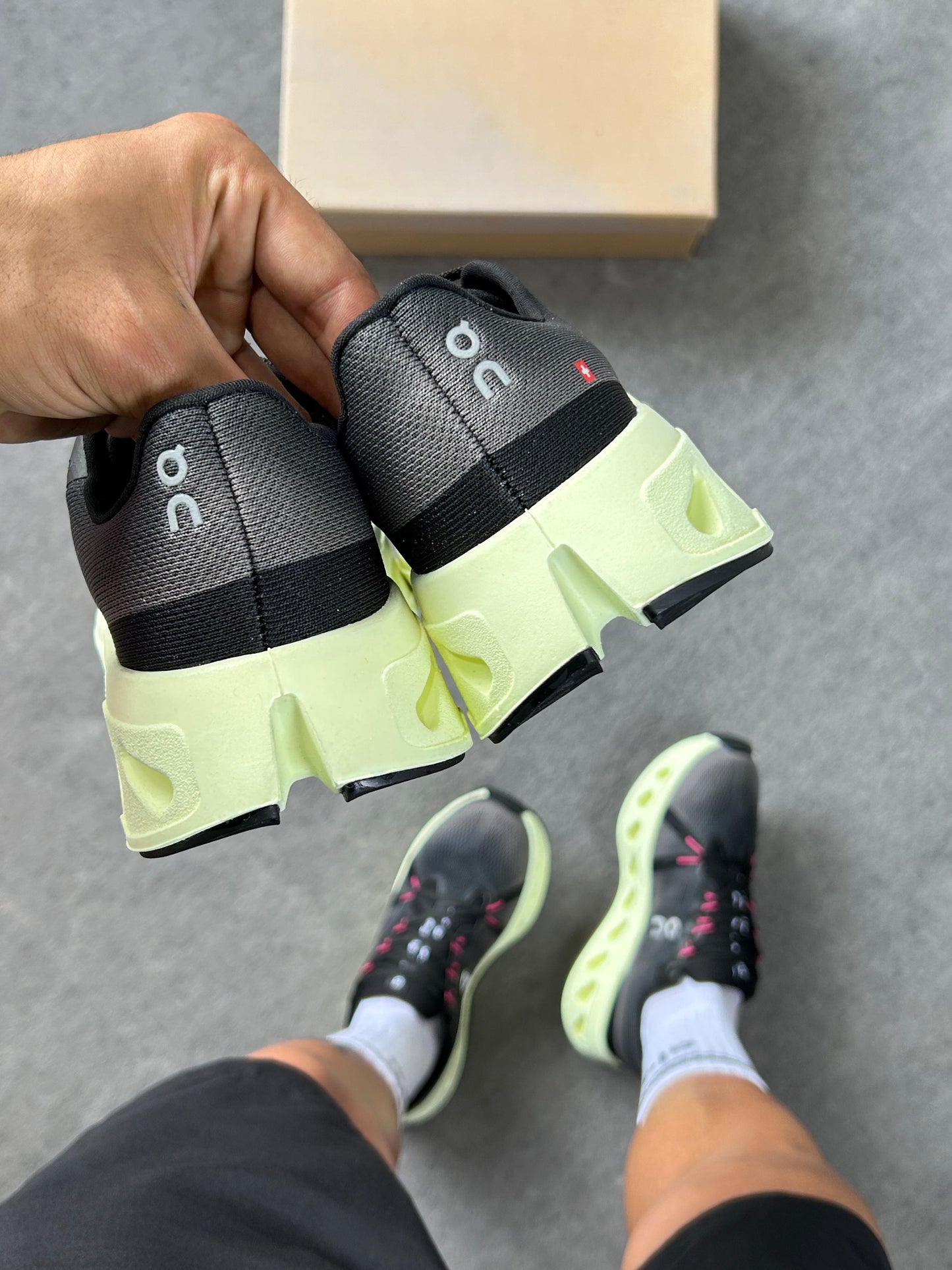 On Cloudtilt - SPORT