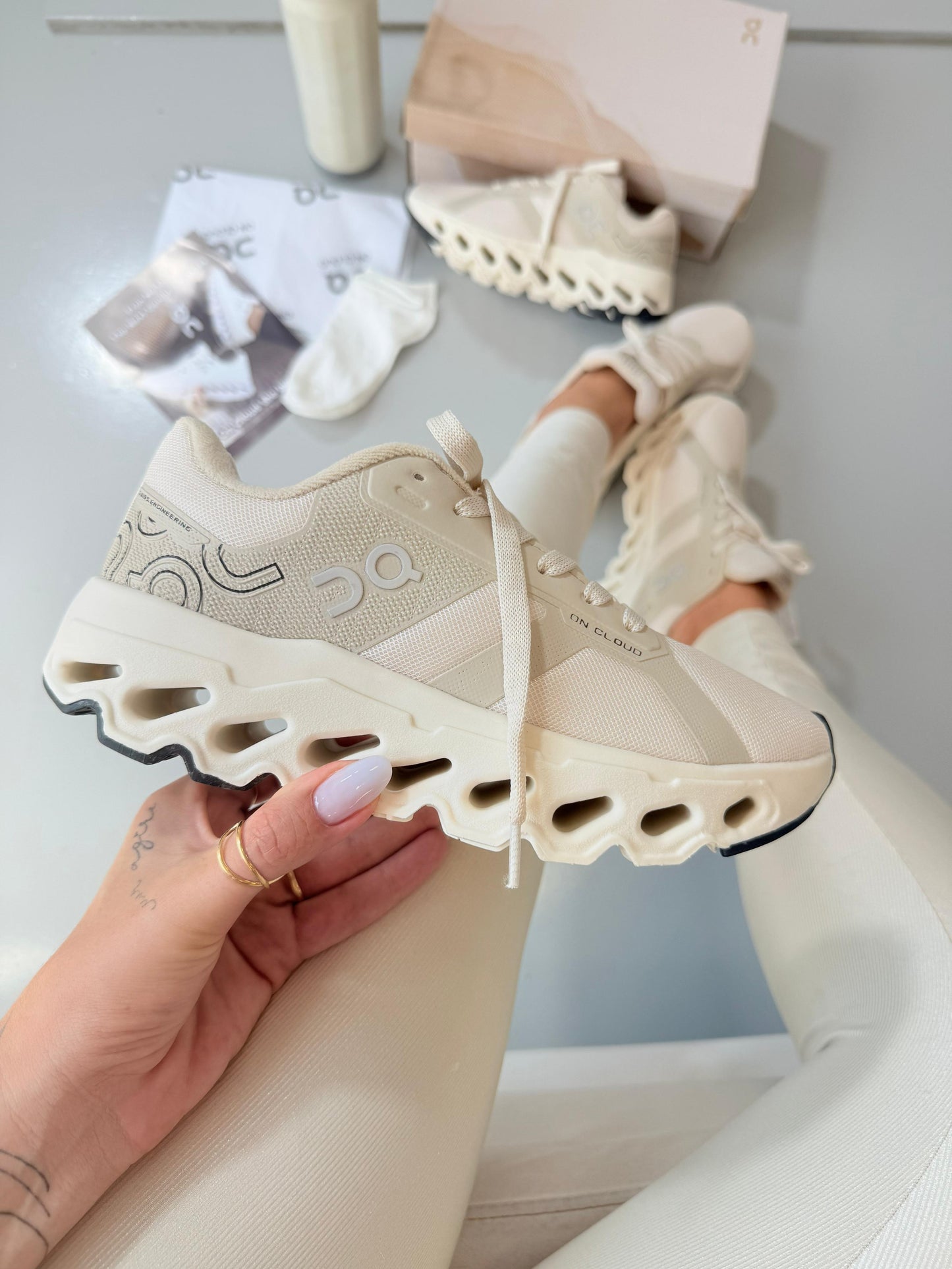 On Cloud Creme - PREMIUM