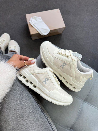 On Cloud  Cloudsurfer - PREMIUM