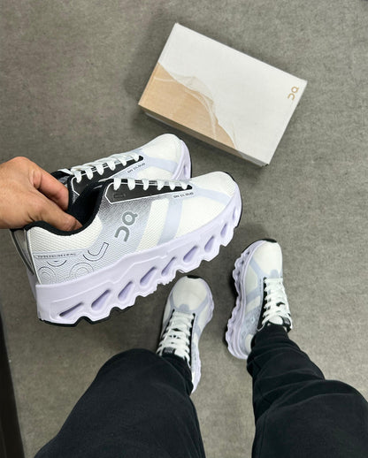 On Cloud Tec White -  PREMIUM