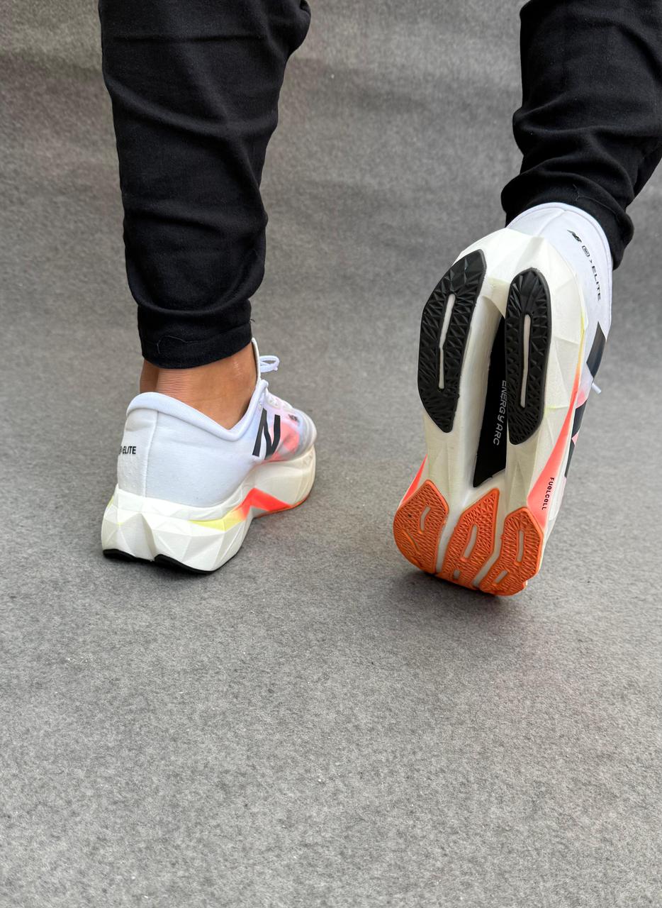 New Balance Fuelcell  V4