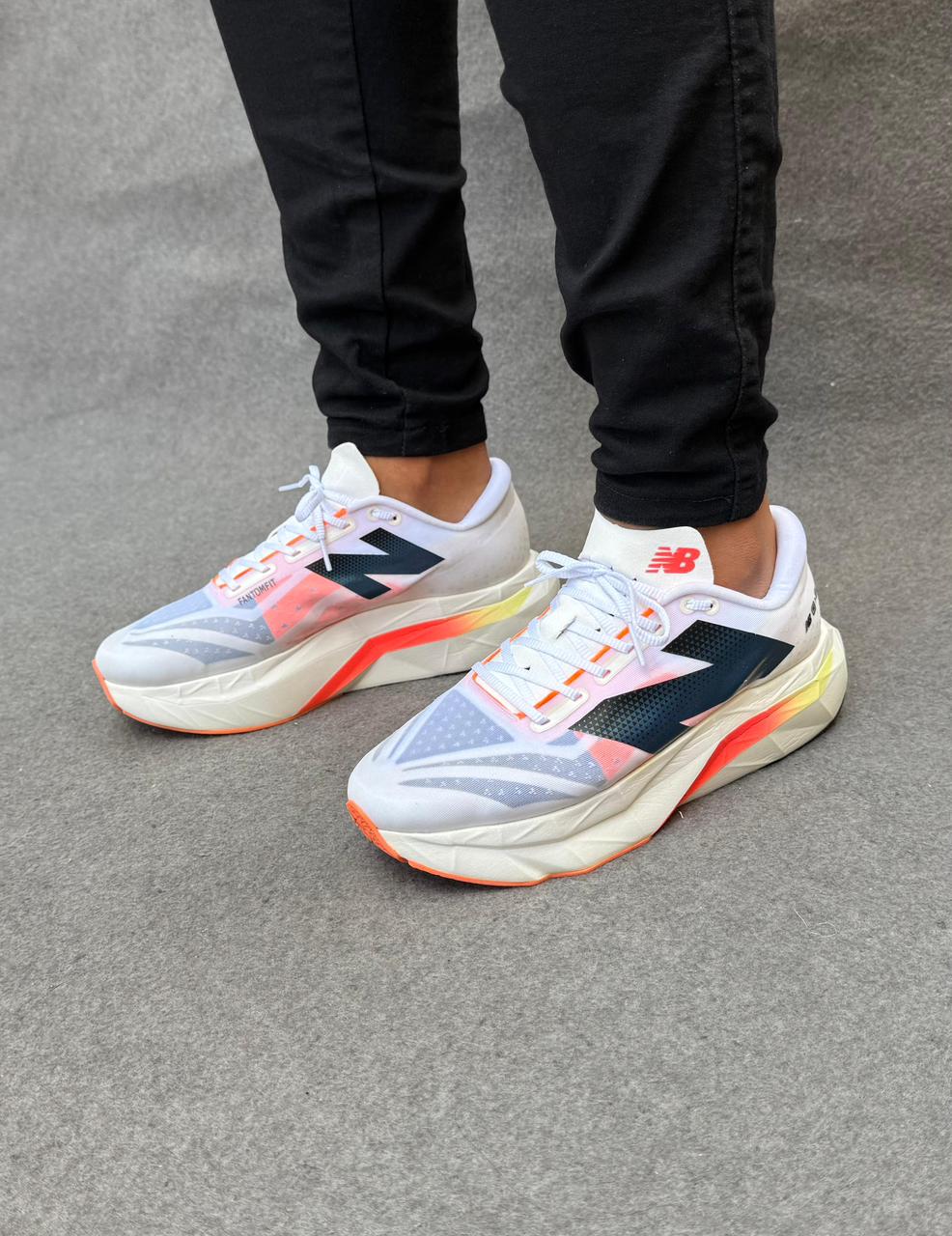 New Balance Fuelcell  V4