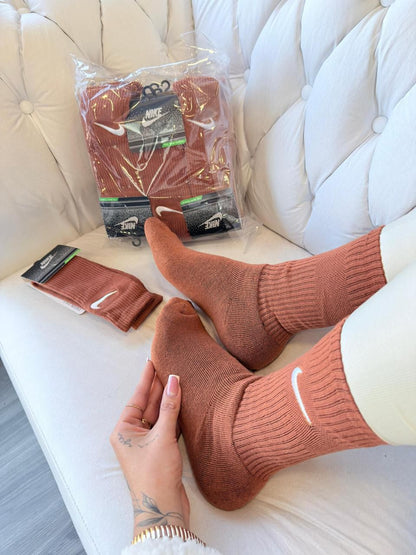 MEIAS - NIKE/ADIDAS/NEW BALANCE/VANS/ALO/ON