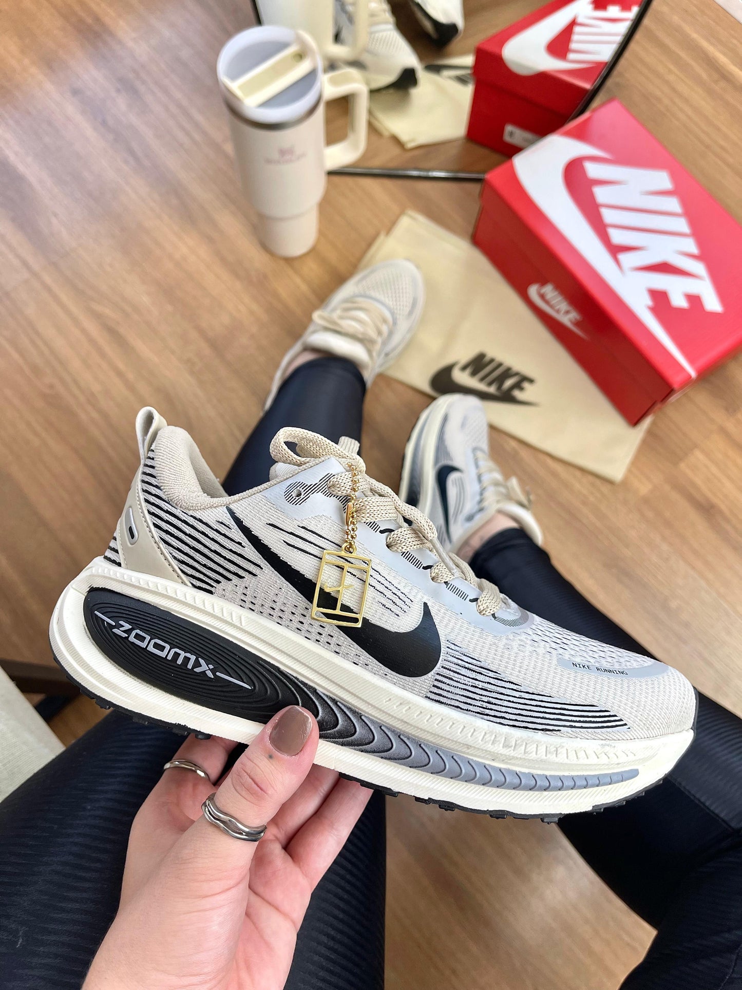 Nike Zoom X Vomero 18 -  CLASSIC