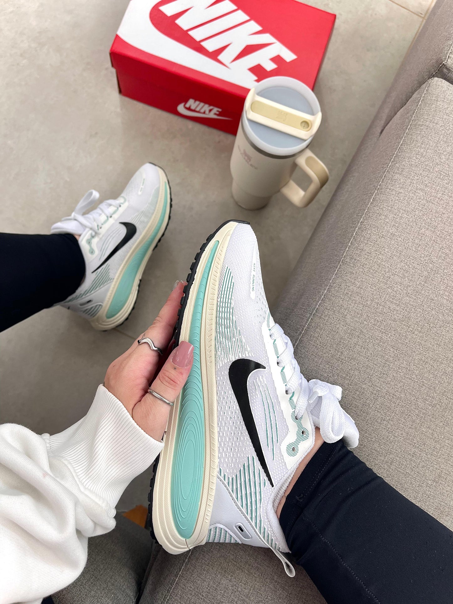 Nike Zoom X Vomero 18 -  BRANCO