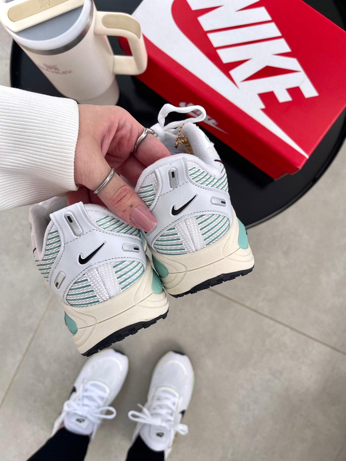 Nike Zoom X Vomero 18 -  BRANCO