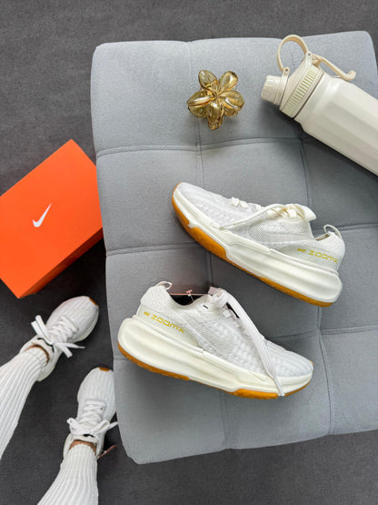 Nike Zoom X Invincible run 3 - ESTRELA