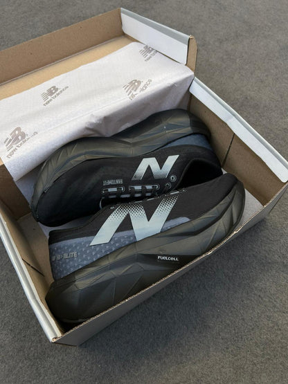 New balance  FuelCell SC Elite v4 - DARK
