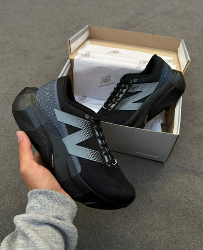 New balance  FuelCell SC Elite v4 - DARK