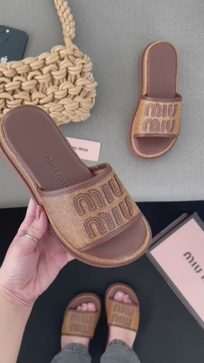 Sandália Papete MiuMiu ✨🤎