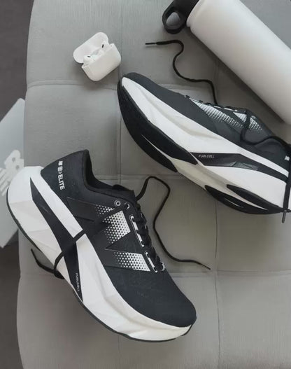 New balance  FuelCell SC Elite v4 - CLASSIC