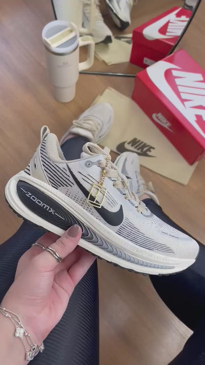 Nike Zoom X Vomero 18 -  CLASSIC